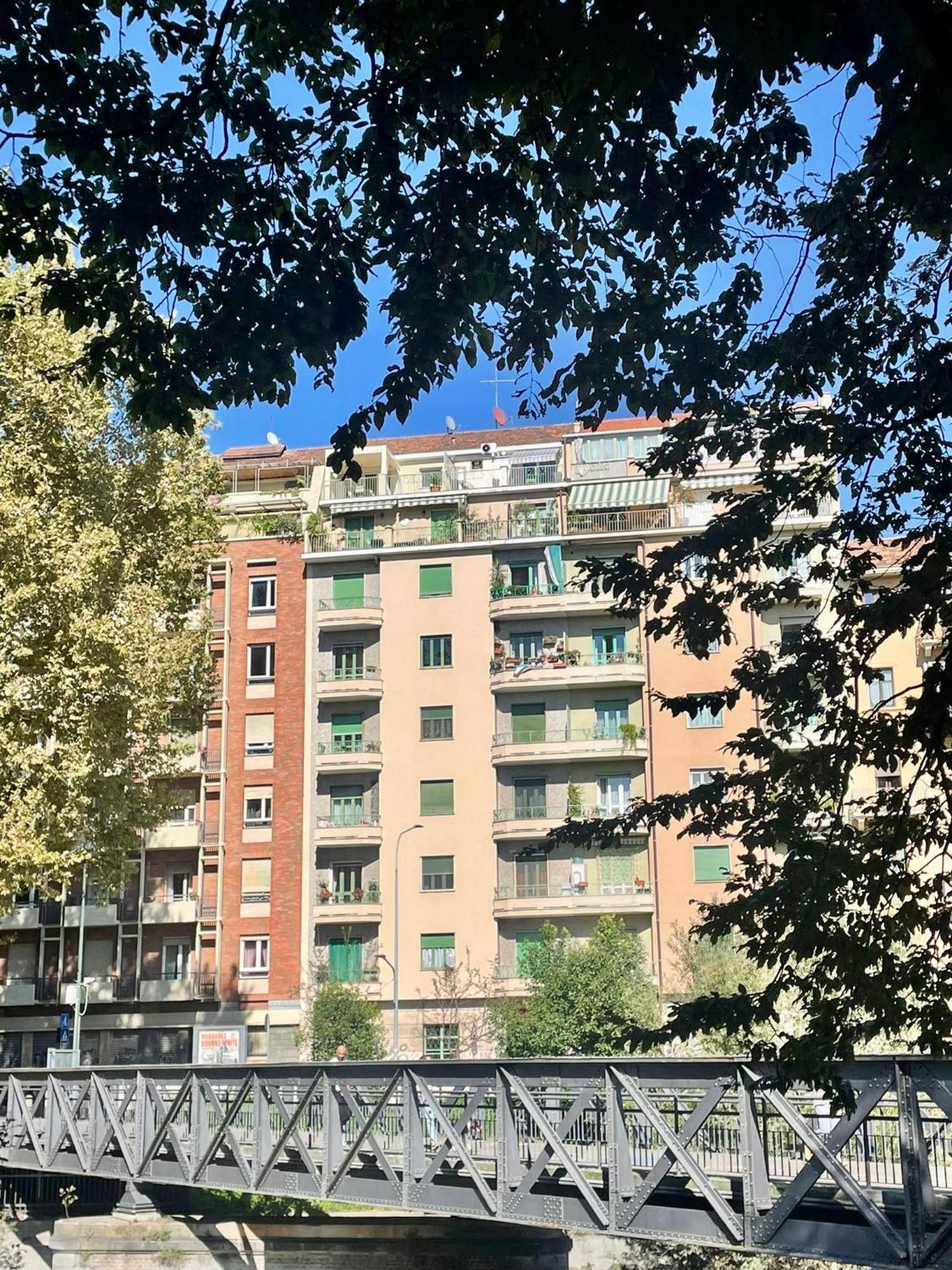 Apartamento Attico Ellen Terrazza Con Vista Turín Exterior foto