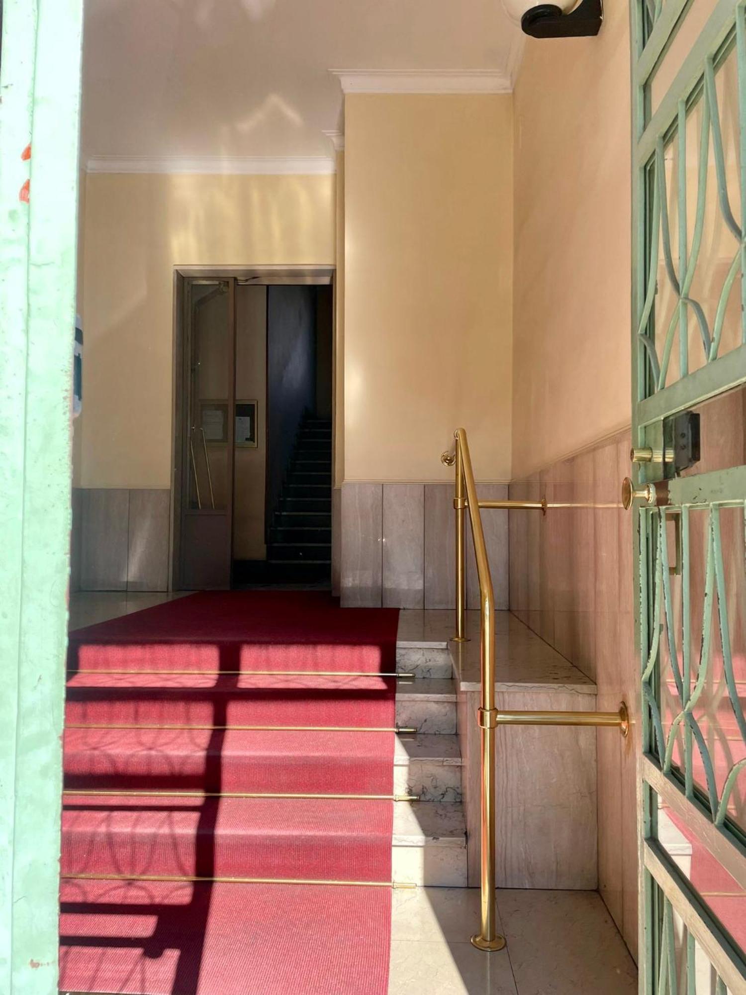 Apartamento Attico Ellen Terrazza Con Vista Turín Exterior foto