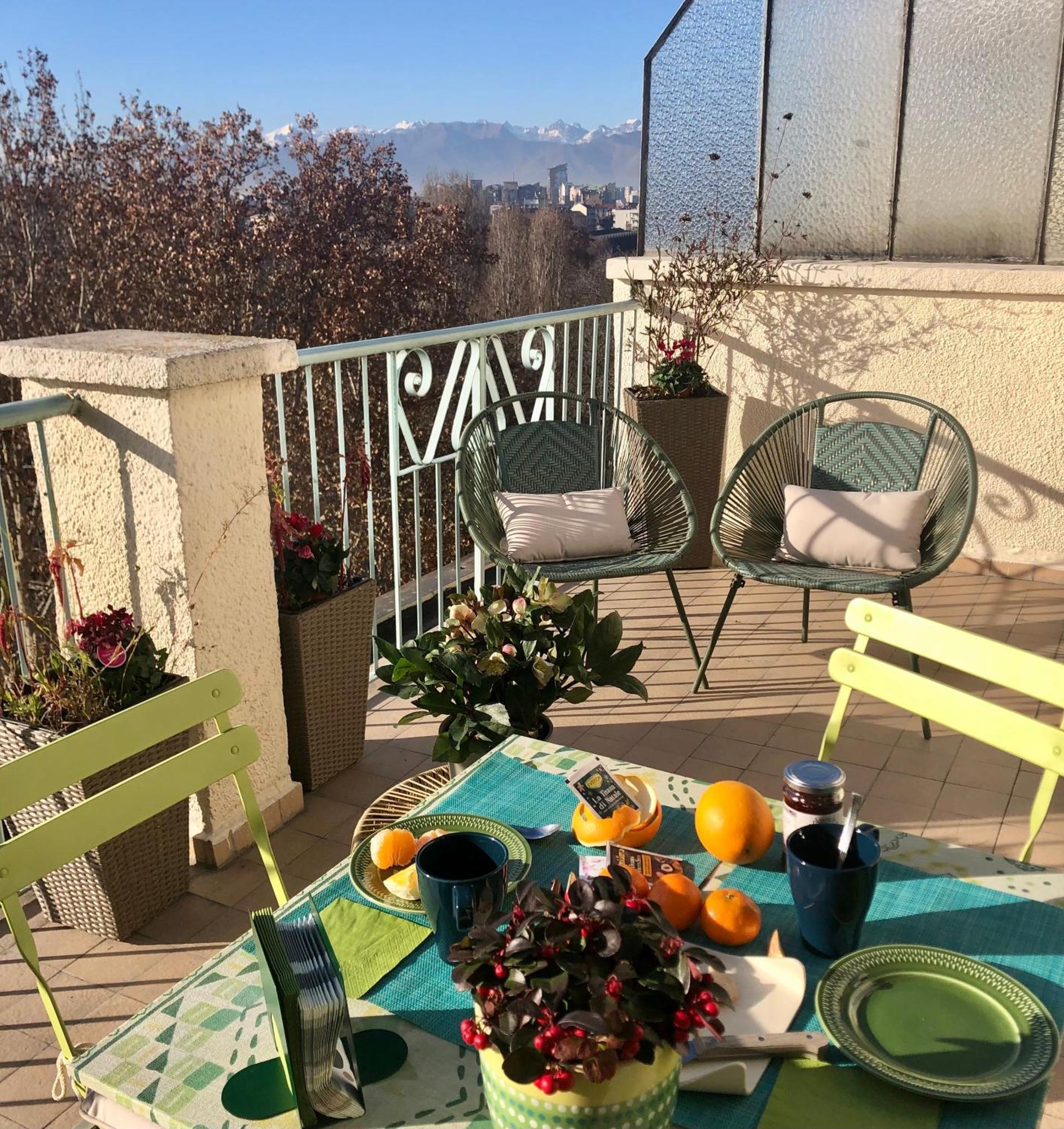 Apartamento Attico Ellen Terrazza Con Vista Turín Exterior foto